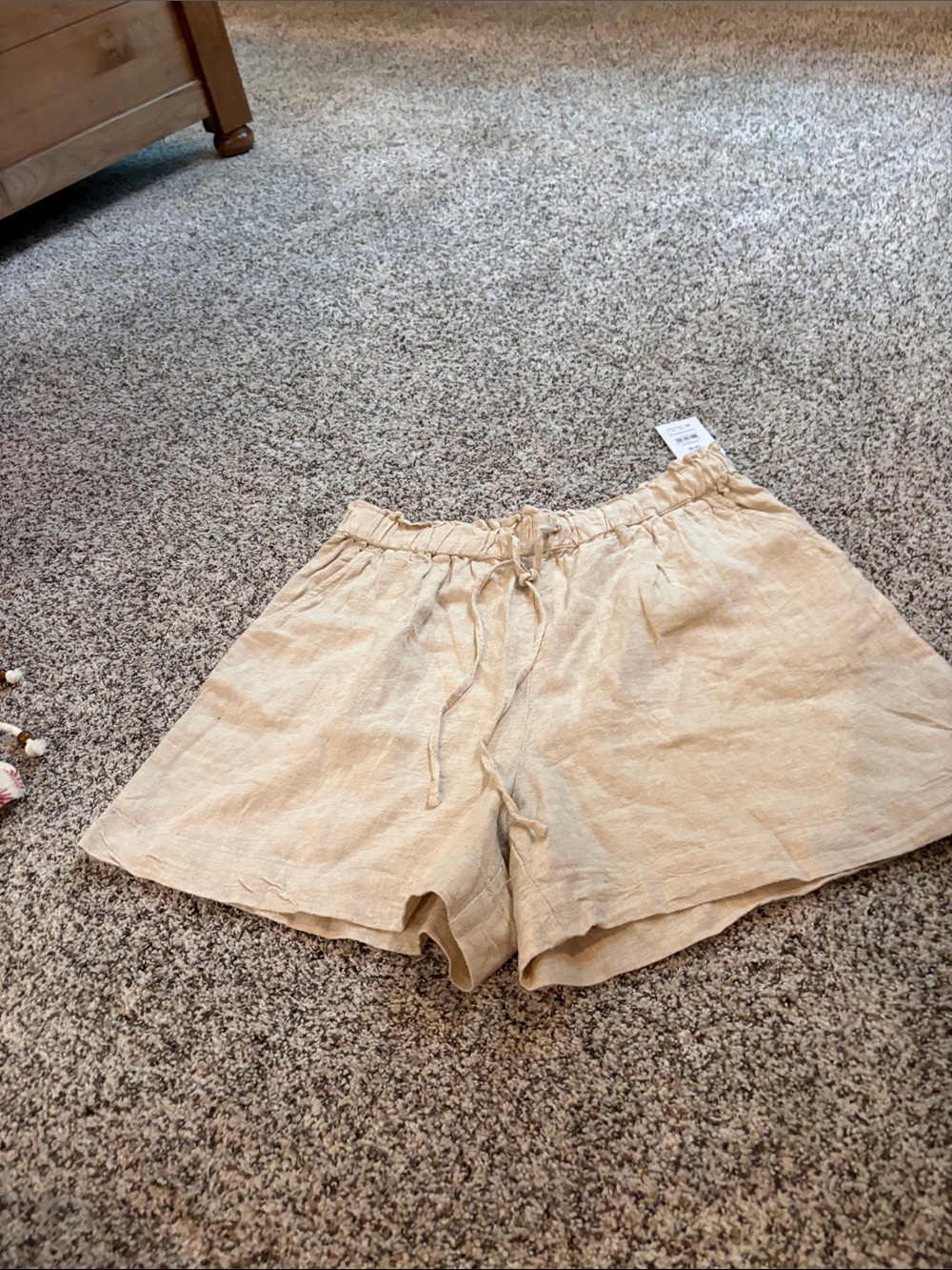Time and Tru Light Beige High-Waist Linen-Blend Drawstring Shorts